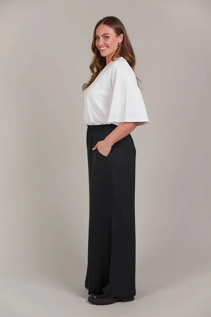 Laax Wide Pant | Black