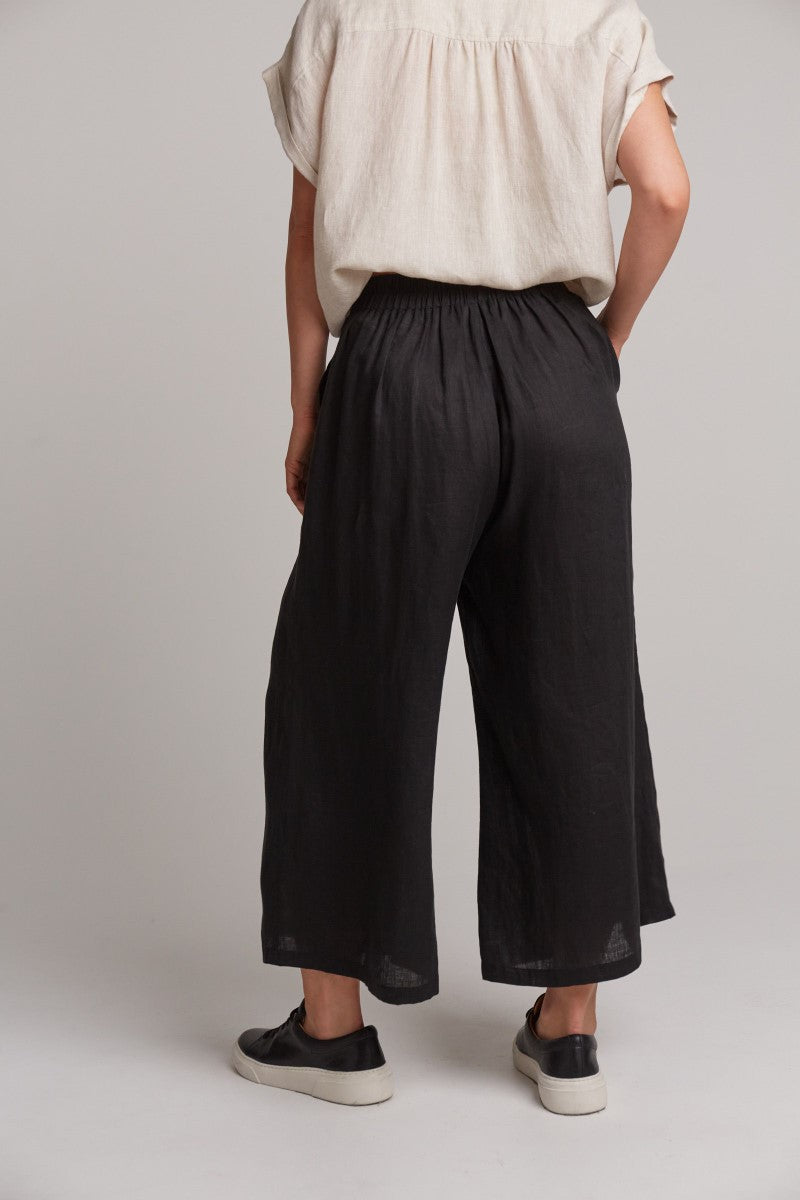 Eb & Ive Studio Crop Pant | Ebony