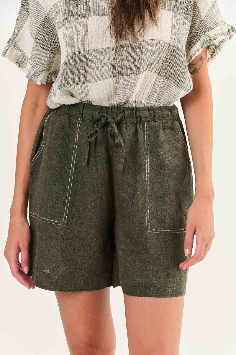 Naturals 477 Linen Shorts | Licorice
