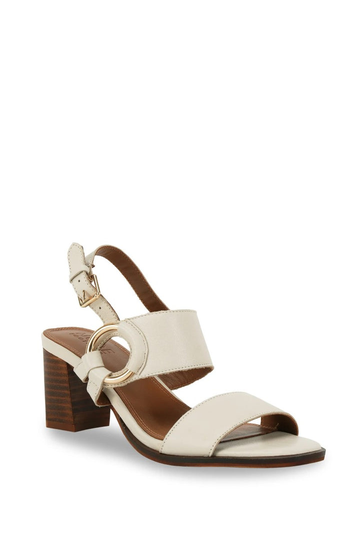 Evie Heel | Bone