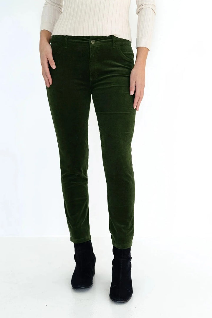 Humidity Queen Cord Jean | Moss