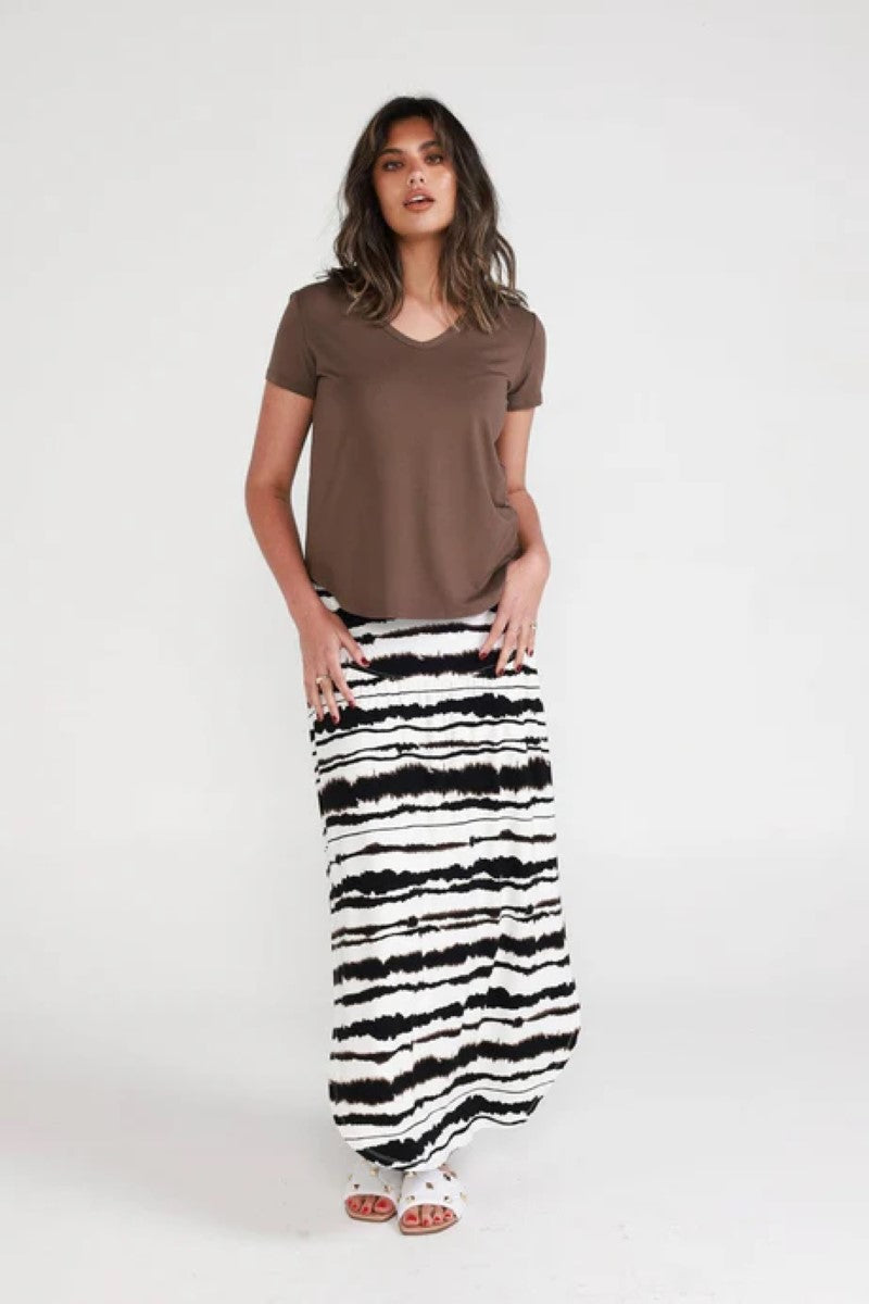 Front view of the Veronica Tee in chocolate, showcased at Ivy Vibe, featuring a soft V-neckline, short sleeves, and a relaxed, comfortable fit.