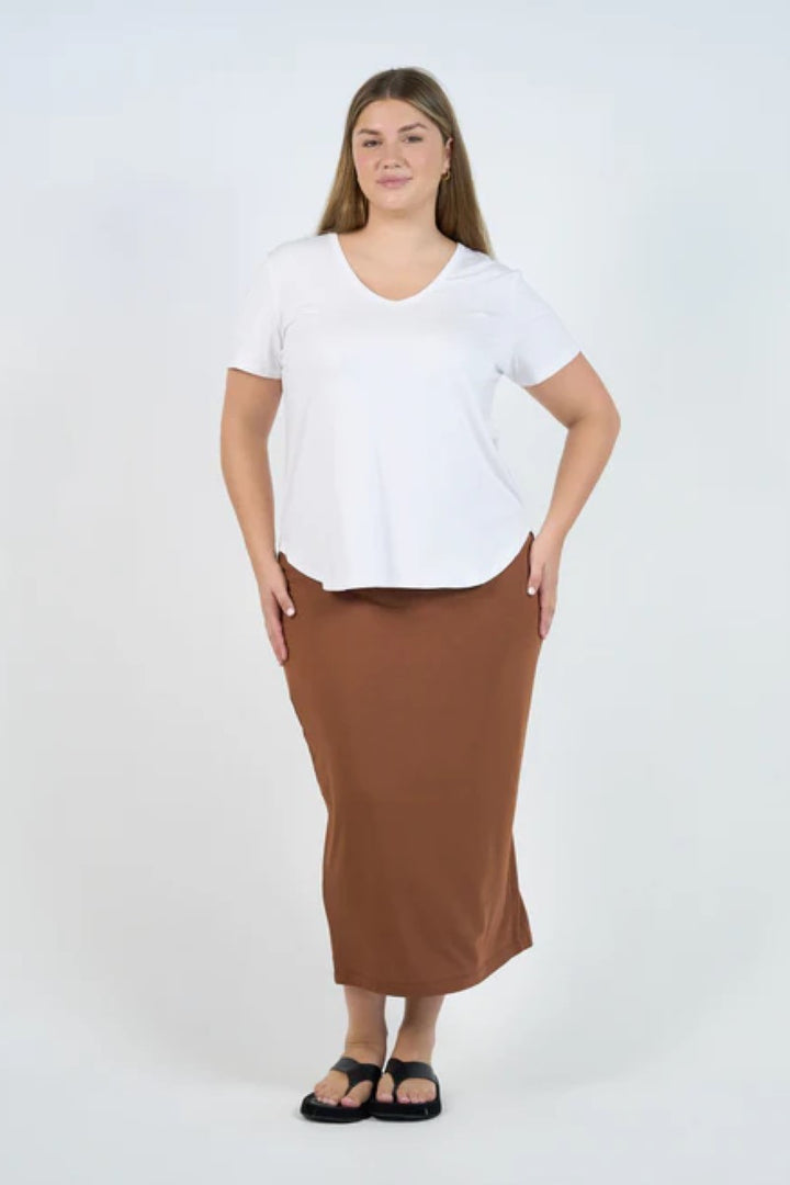 Front view of the Veronica Tee in white, showcased at Ivy Vibe, featuring a subtle V-neckline, short sleeves, and a classic, relaxed fit.