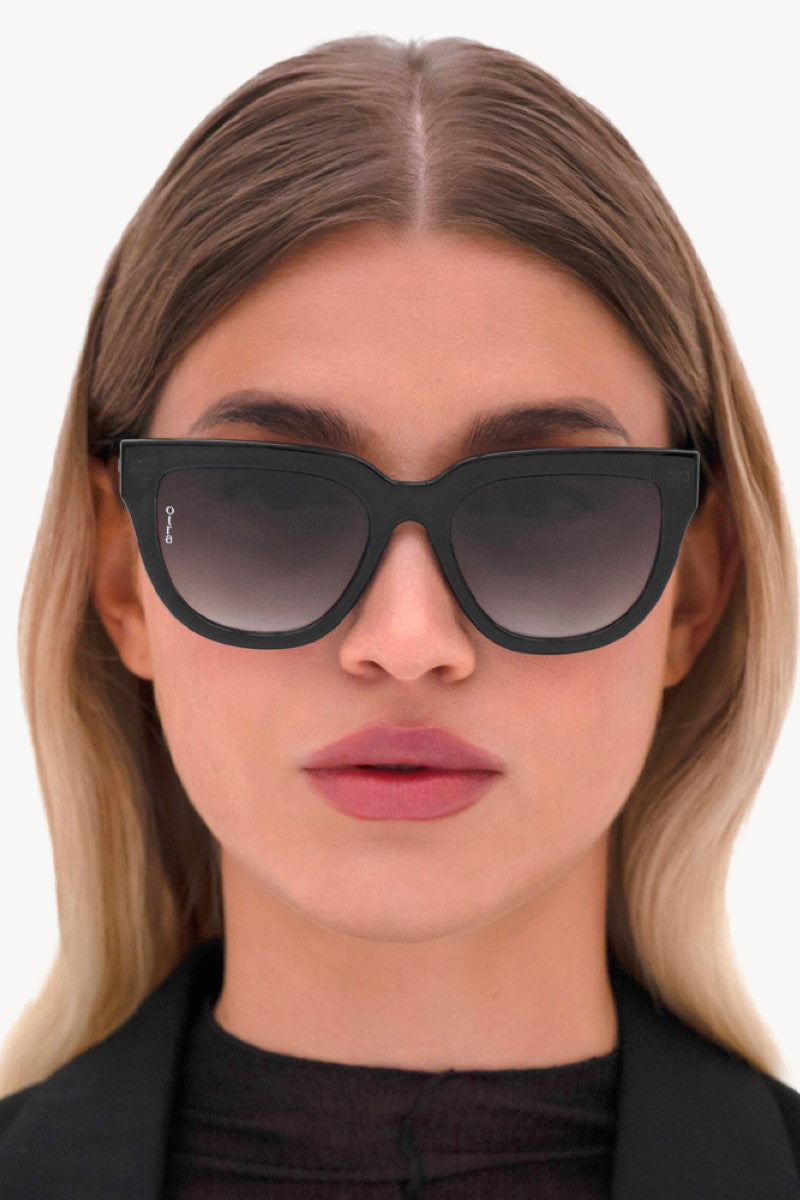 mara sunglasses - black/smoke