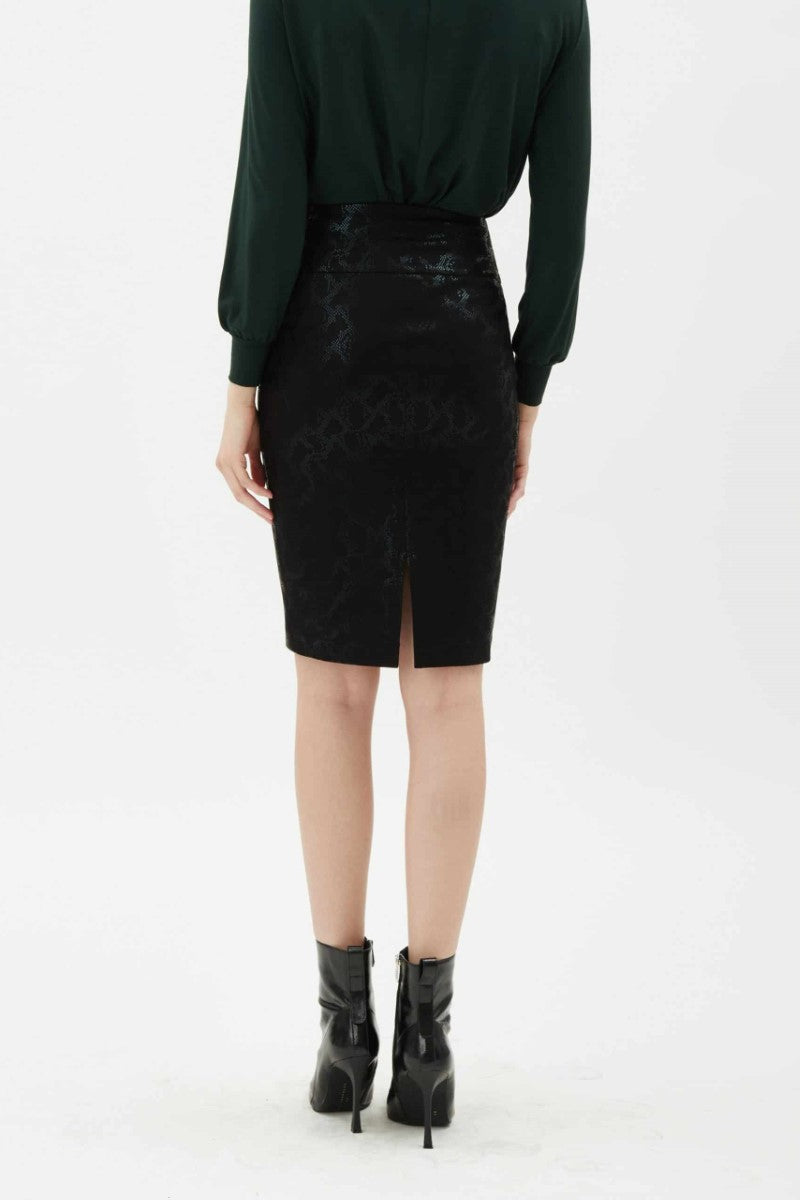 pente pencil skirt - shiny snake Skirts up
