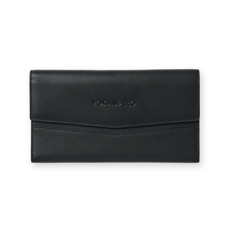 Fox & Leo Traveller