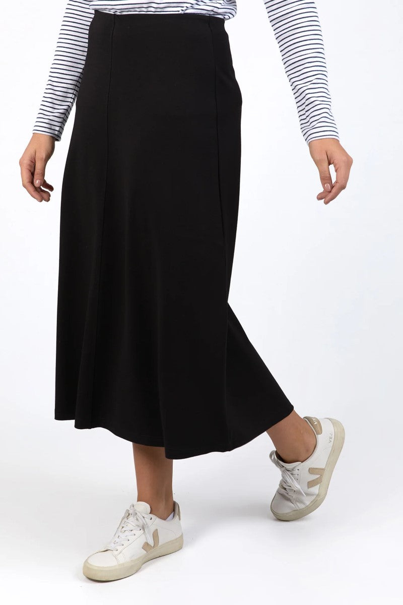Elm Penny Ponte Skirt | Black