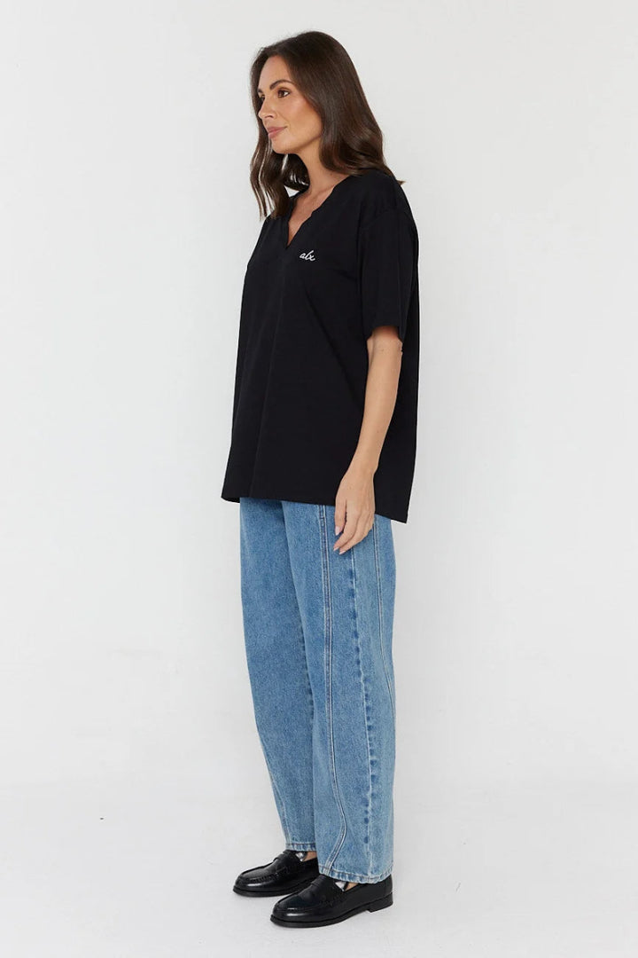 ALEXANDRA Avara V-Neck T-Shirt