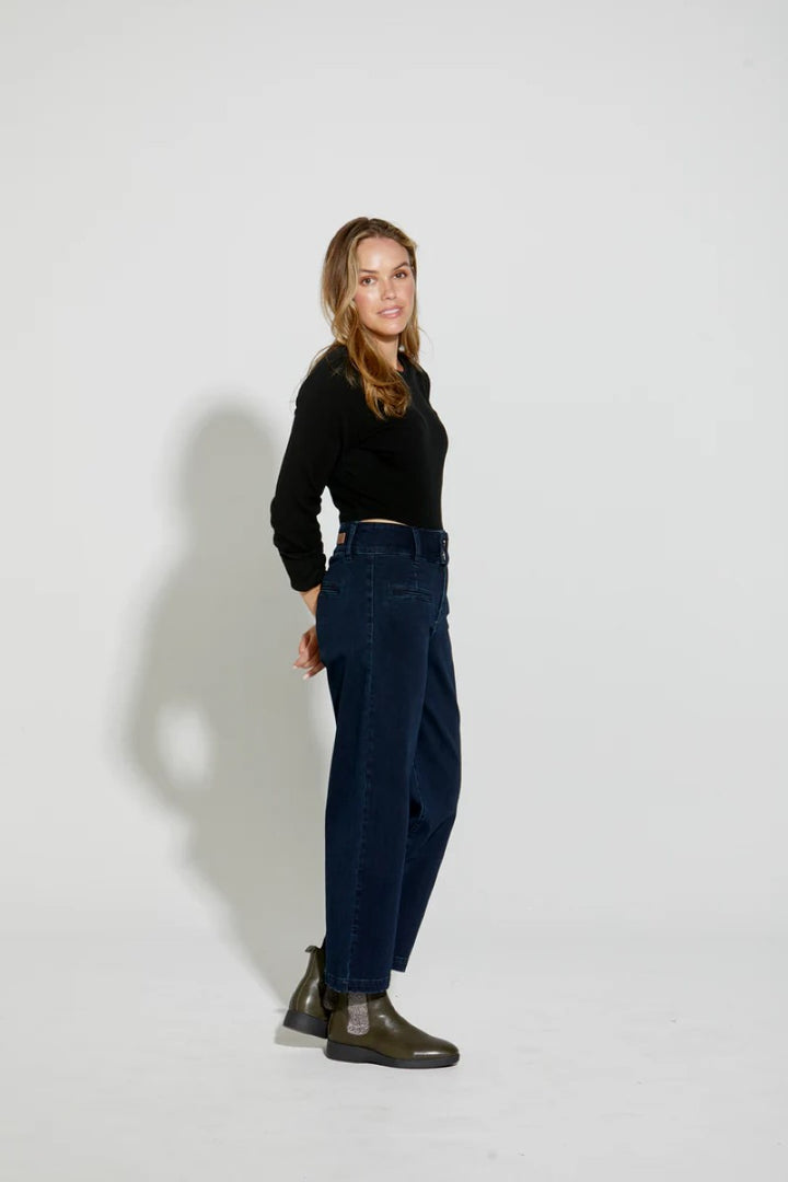 New London Christow Jean