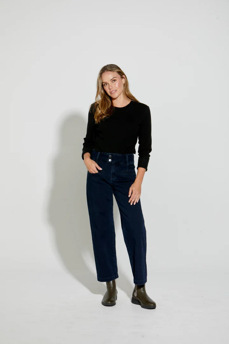 New London Christow Jean