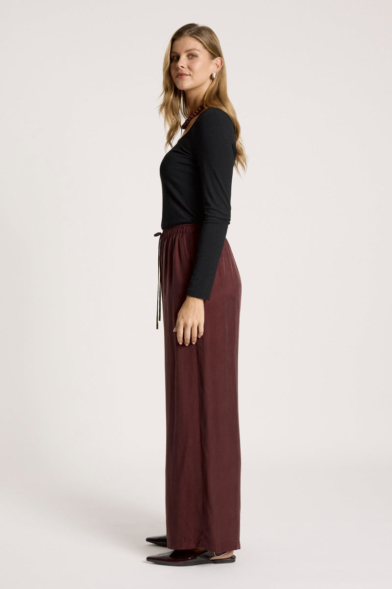woman wearing Calista Pant in Mahogany