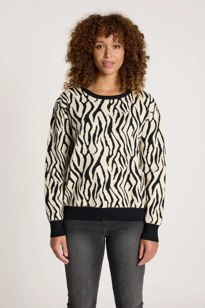 woman wearing Zala Jumper in Savanna