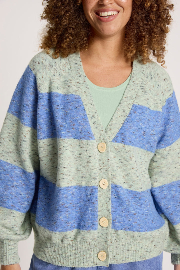 woman wearing Zarda Cardigan in Sage/Lake