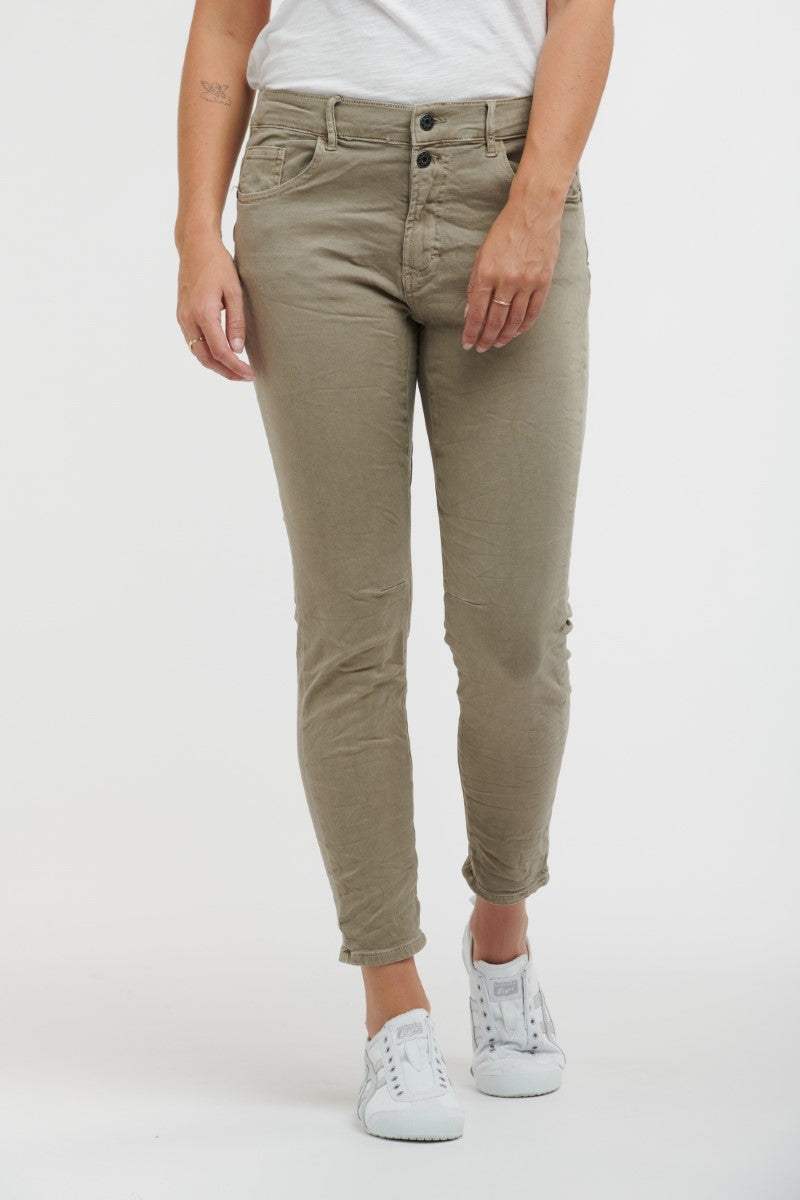 Front view of the Emma Jean in Elk by Ivy Vibe, featuring a flattering fit, classic design, and versatile style perfect for everyday or dressed-up looks.