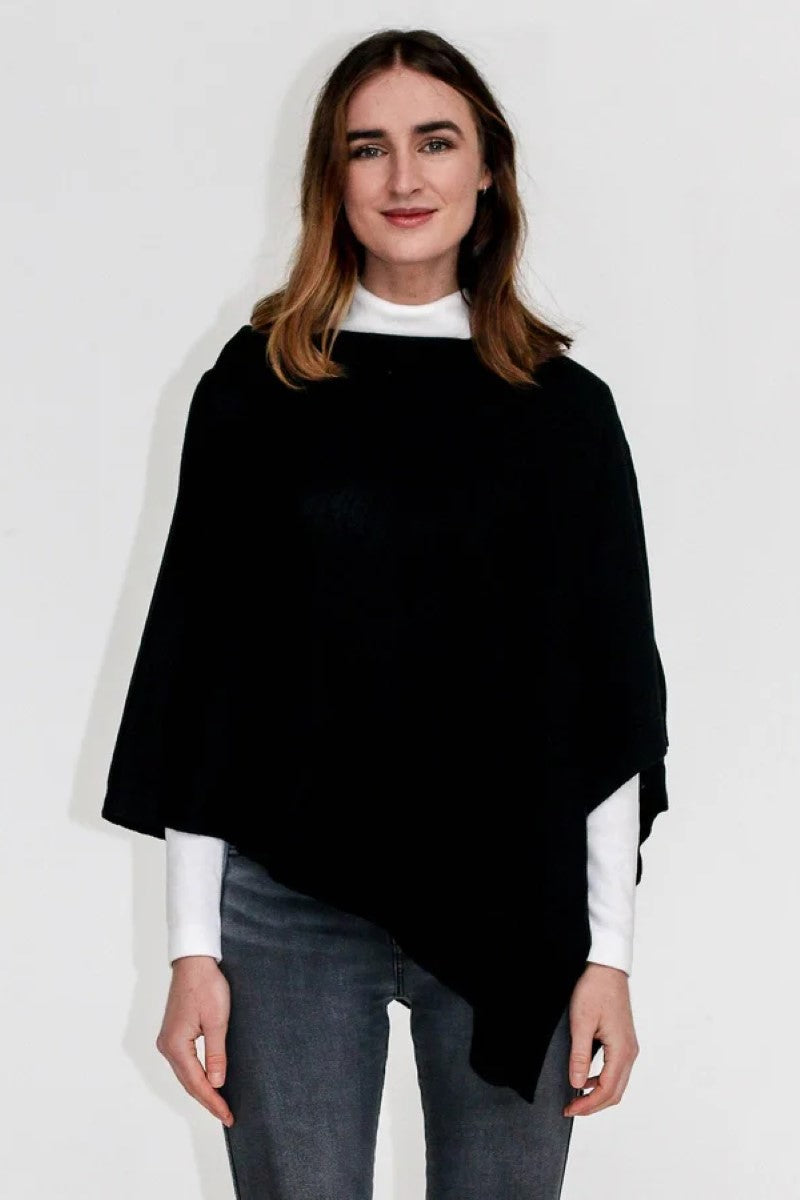 Scarf Company Zara Poncho | Black