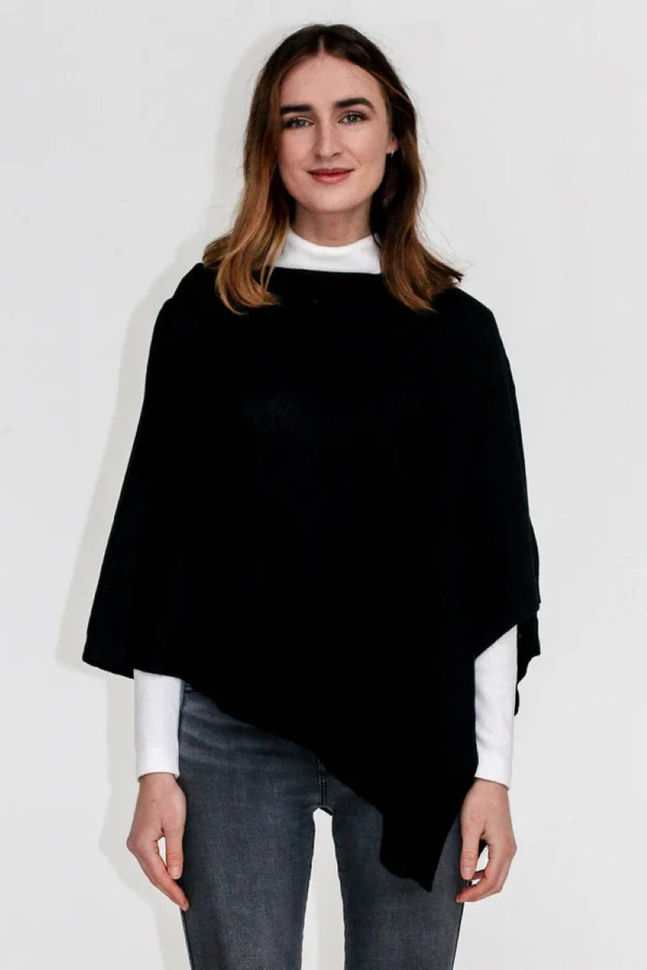 Scarf Company Zara Poncho | Black
