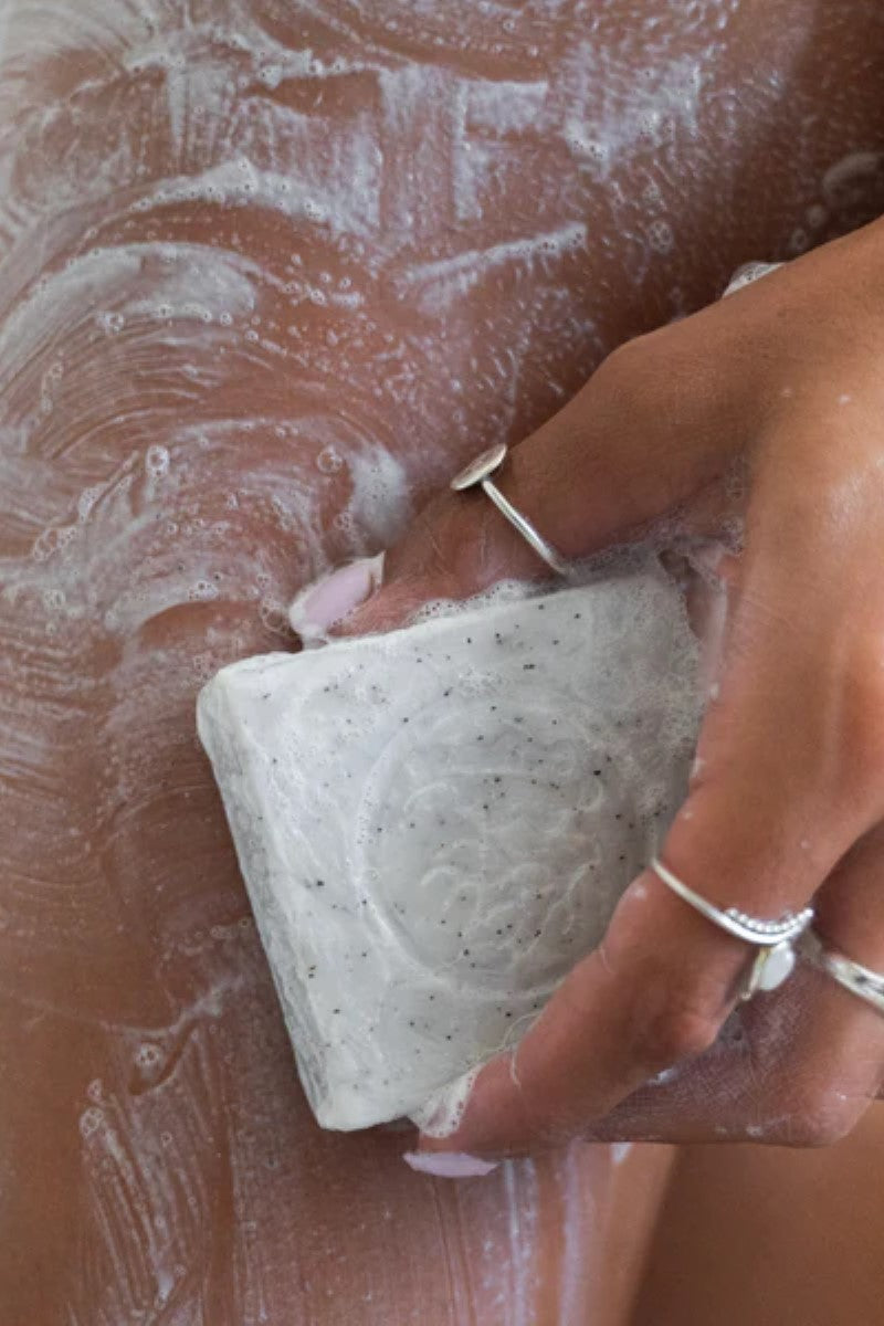 Wash Bloc Exfoliator | Coconut & Lime