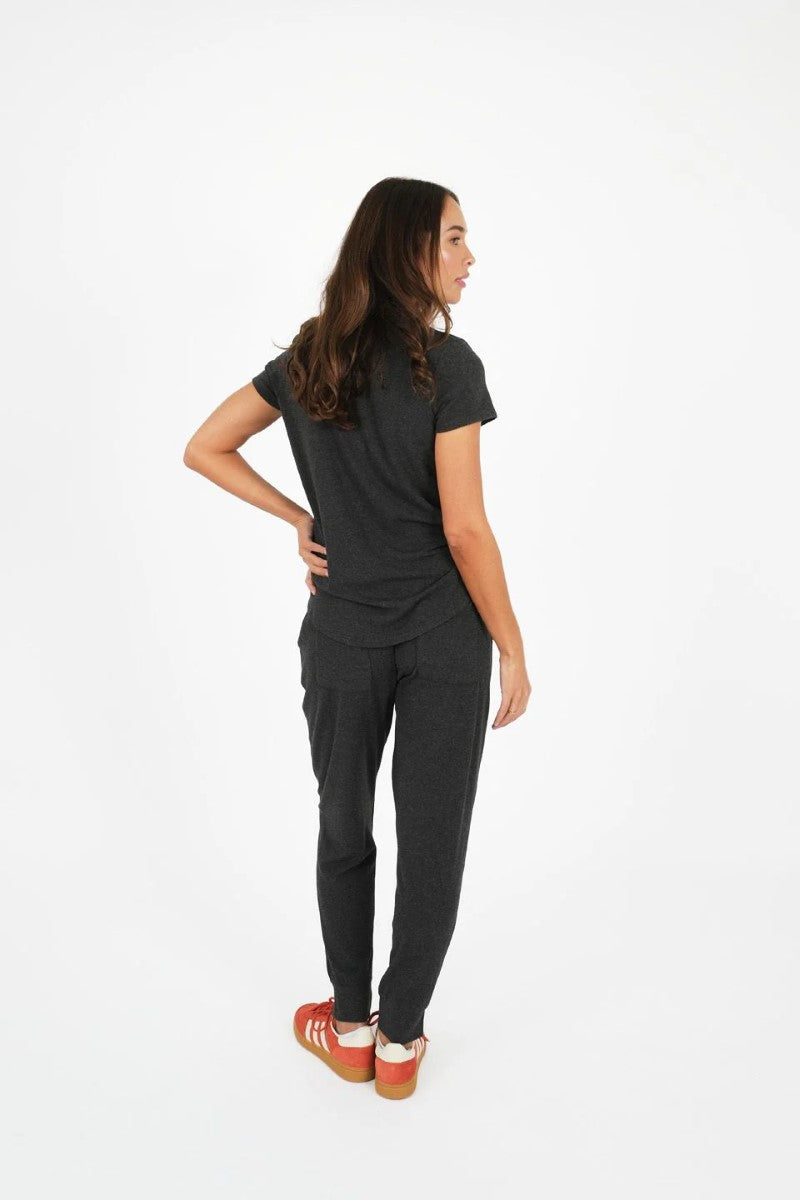 Titchie Muse Tee | Charcoal